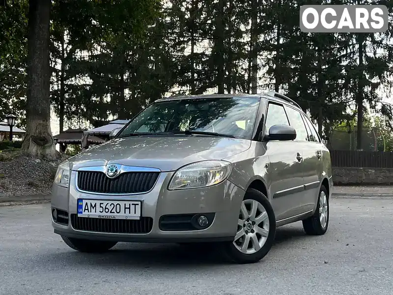 Універсал Skoda Fabia 2008 1.4 л. Ручна / Механіка обл. Житомирська, Звягель - Фото 1/21