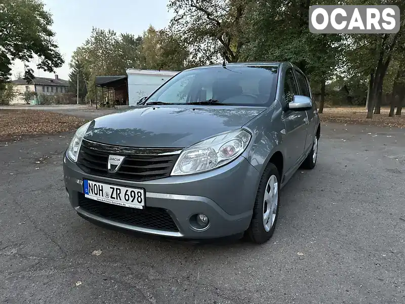 Хетчбек Dacia Sandero 2009 1.4 л. Ручна / Механіка обл. Сумська, Лебедин - Фото 1/21