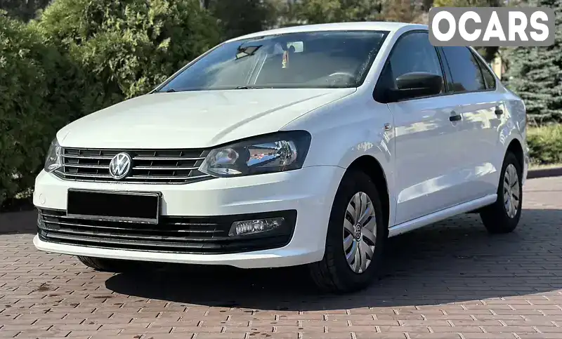 Седан Volkswagen Polo 2017 1.6 л. Ручна / Механіка обл. Дніпропетровська, Дніпро (Дніпропетровськ) - Фото 1/21