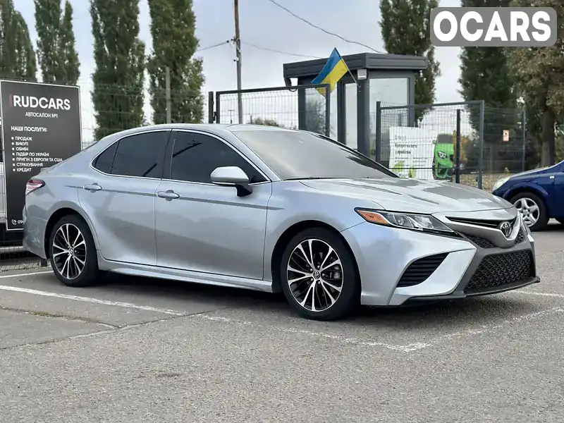 Седан Toyota Camry 2019 2.49 л. Автомат обл. Кіровоградська, Світловодськ - Фото 1/21