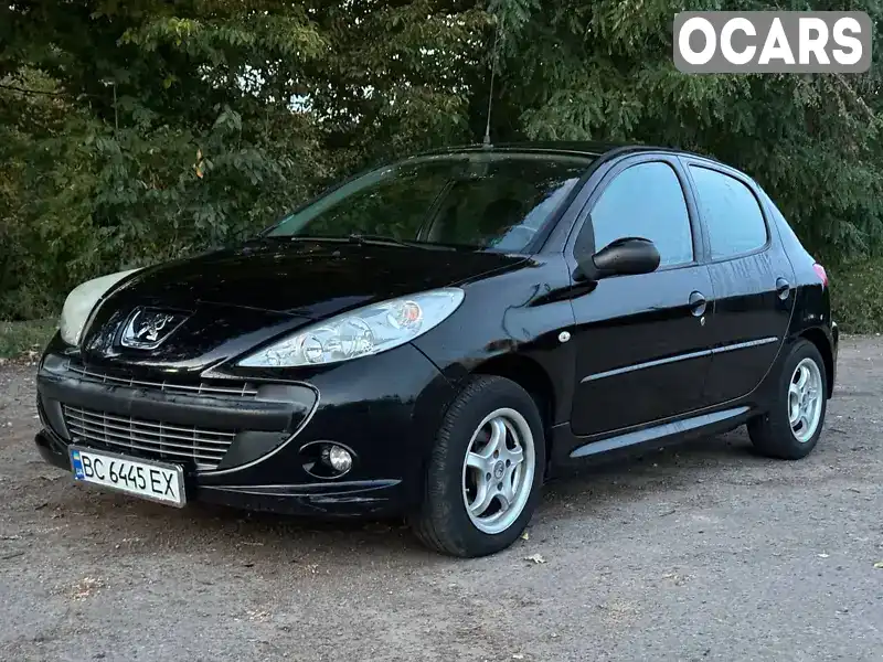 Хэтчбек Peugeot 206 2011 1.36 л. Ручная / Механика обл. Львовская, Львов - Фото 1/18