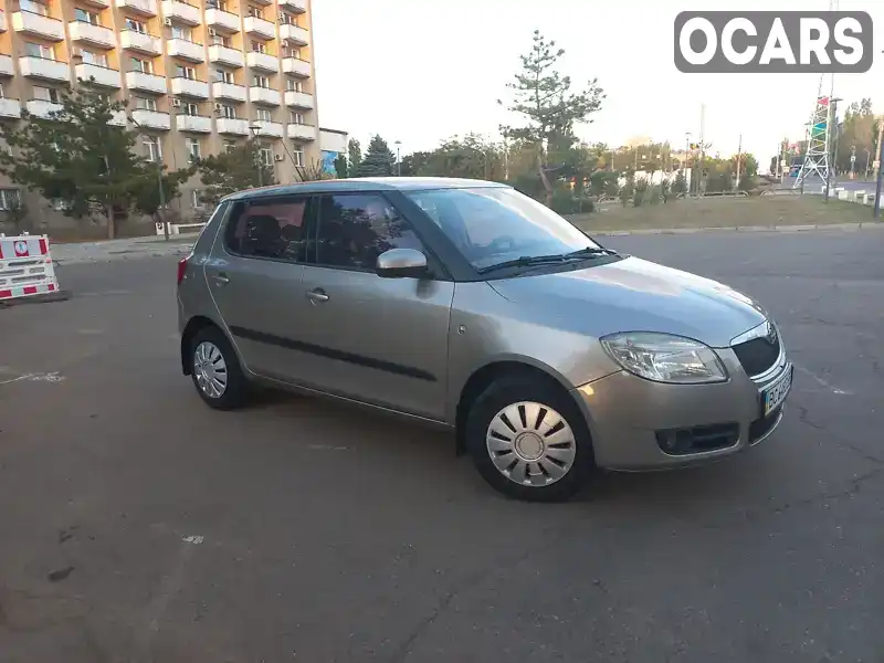 Хетчбек Skoda Fabia 2008 1.4 л. Ручна / Механіка обл. Миколаївська, Миколаїв - Фото 1/20