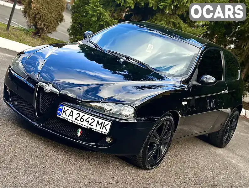 Седан Alfa Romeo 147 2005 1.6 л. Ручна / Механіка обл. Київська, Київ - Фото 1/21