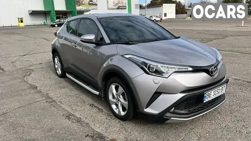 Внедорожник / Кроссовер Toyota C-HR 2016 1.2 л. Вариатор обл. Николаевская, Николаев - Фото 1/21