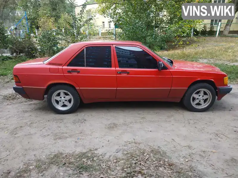 Седан Mercedes-Benz 190 1990 2 л. обл. Днепропетровская, Днепр (Днепропетровск) - Фото 1/12