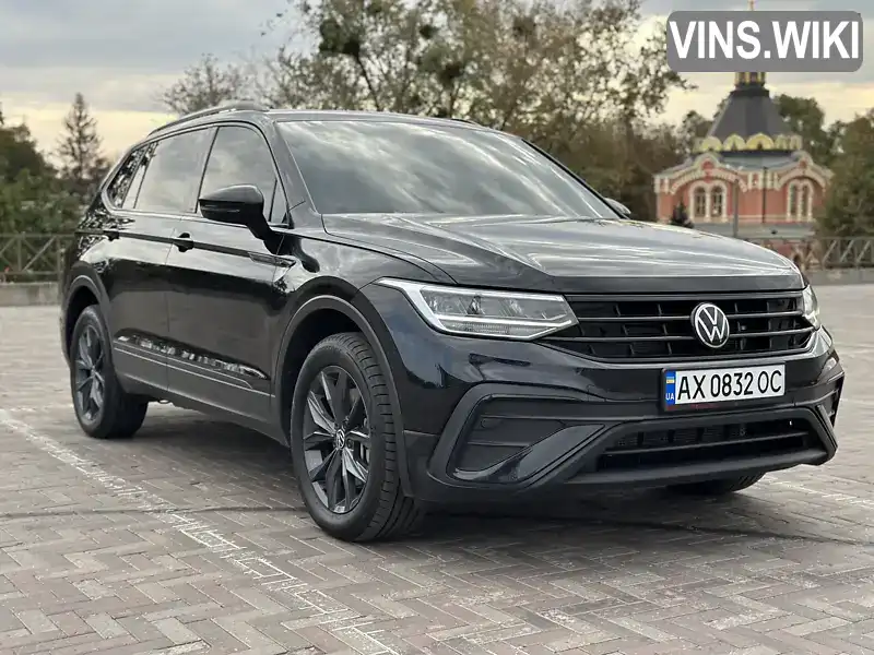 Позашляховик / Кросовер Volkswagen Tiguan 2021 1.98 л. Робот обл. Харківська, Харків - Фото 1/21