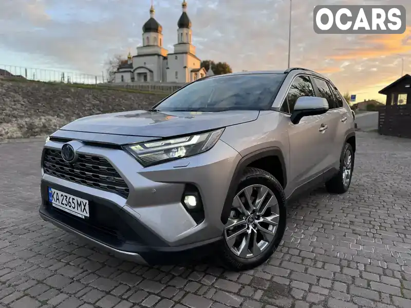 Позашляховик / Кросовер Toyota RAV4 2023 2.49 л. Варіатор обл. Рівненська, Рівне - Фото 1/21