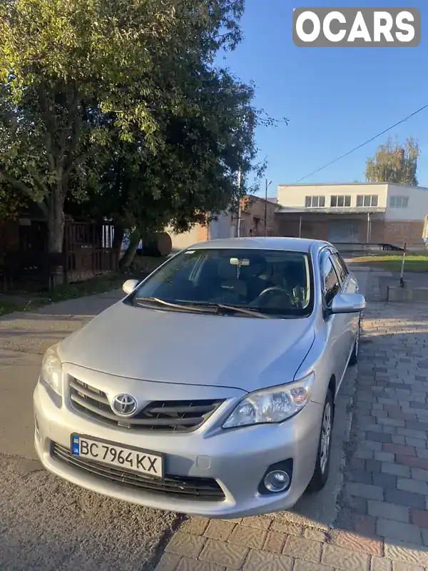 Седан Toyota Corolla 2012 1.33 л. Ручна / Механіка обл. Львівська, Червоноград - Фото 1/8