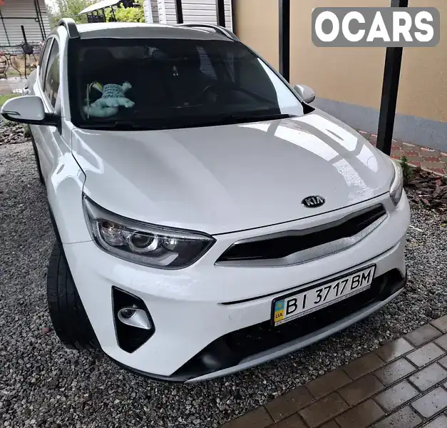 Позашляховик / Кросовер Kia Stonic 2017 1.37 л. Ручна / Механіка обл. Полтавська, Полтава - Фото 1/12