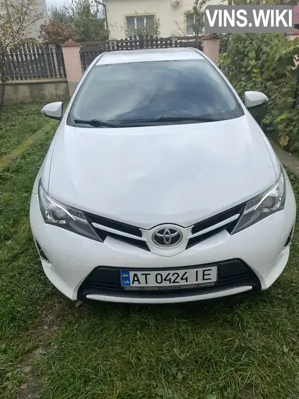 Хетчбек Toyota Auris 2013 1.3 л. Ручна / Механіка обл. Івано-Франківська, Івано-Франківськ - Фото 1/14