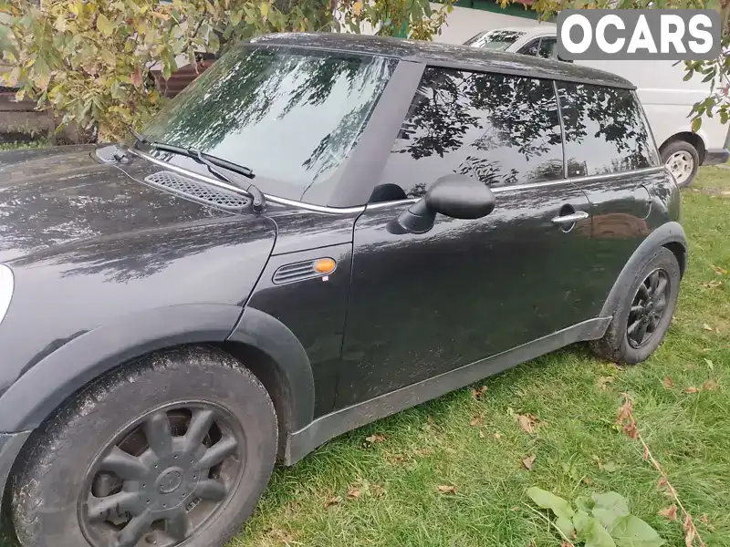 Хетчбек MINI Hatch 2002 1.6 л. Ручна / Механіка обл. Кіровоградська, Гайворон - Фото 1/18