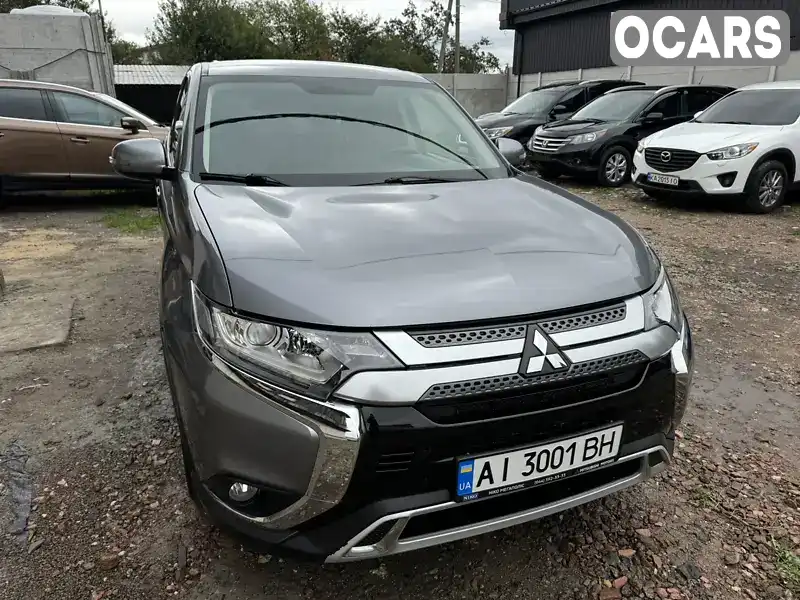 Позашляховик / Кросовер Mitsubishi Outlander 2021 2 л. Варіатор обл. Київська, Переяслав - Фото 1/18