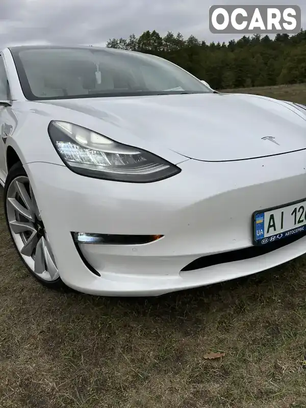 5YJ3E1EB8KF437845 Tesla Model 3 2019 Седан  Фото 2