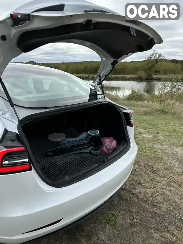 5YJ3E1EB8KF437845 Tesla Model 3 2019 Седан  Фото 8