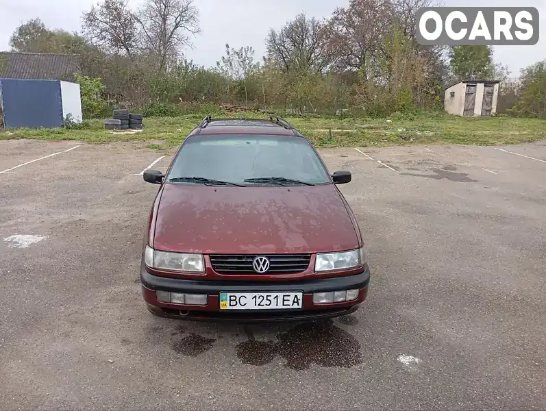 Універсал Volkswagen Passat 1995 1.8 л. Ручна / Механіка обл. Львівська, Львів - Фото 1/8