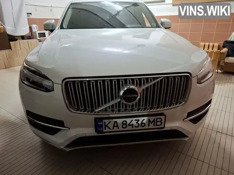 YV1LFA3UCK1460506 Volvo XC90 2018 Позашляховик / Кросовер 1.97 л. Фото 2