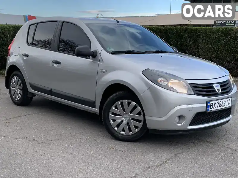 Хетчбек Dacia Sandero 2011 1.6 л. Ручна / Механіка обл. Хмельницька, Хмельницький - Фото 1/21