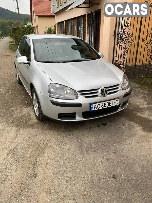 Хетчбек Volkswagen Golf 2004 1.6 л. Ручна / Механіка обл. Закарпатська, Іршава - Фото 1/11