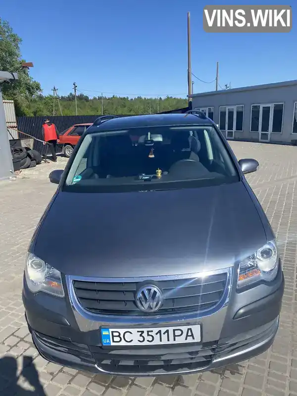 Мінівен Volkswagen Touran 2007 1.9 л. Ручна / Механіка обл. Львівська, Рава-Руська - Фото 1/15