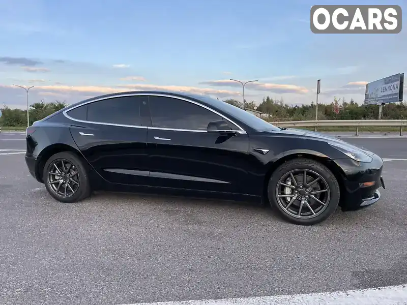 5YJ3E1EA0KF414096 Tesla Model 3 2019 Седан  Фото 2