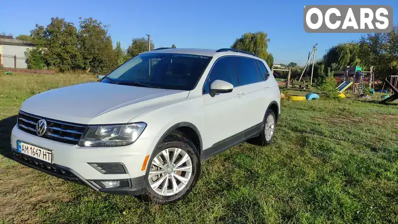 Внедорожник / Кроссовер Volkswagen Tiguan 2017 1.98 л. Автомат обл. Житомирская, Житомир - Фото 1/21