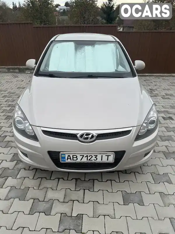 Хетчбек Hyundai i30 2009 null_content л. Ручна / Механіка обл. Чернівецька, Чернівці - Фото 1/21