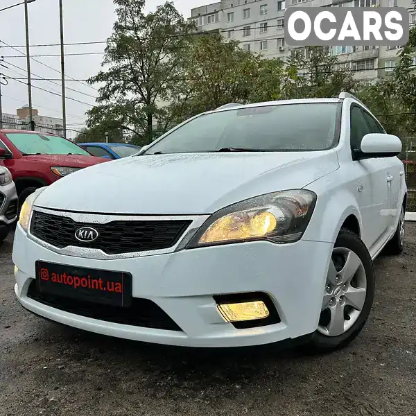 Універсал Kia Ceed 2011 1.59 л. Ручна / Механіка обл. Сумська, Суми - Фото 1/21