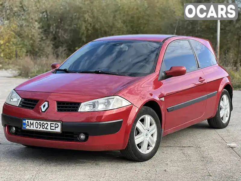 Хэтчбек Renault Megane 2005 1.6 л. Ручная / Механика обл. Житомирская, Звягель - Фото 1/10