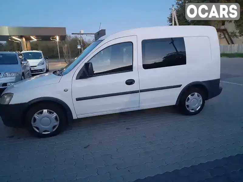 Мінівен Opel Combo 2006 1.25 л. Ручна / Механіка обл. Закарпатська, Ужгород - Фото 1/10