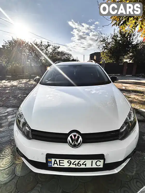 Універсал Volkswagen Golf 2012 1.6 л. Ручна / Механіка обл. Дніпропетровська, Кривий Ріг - Фото 1/17