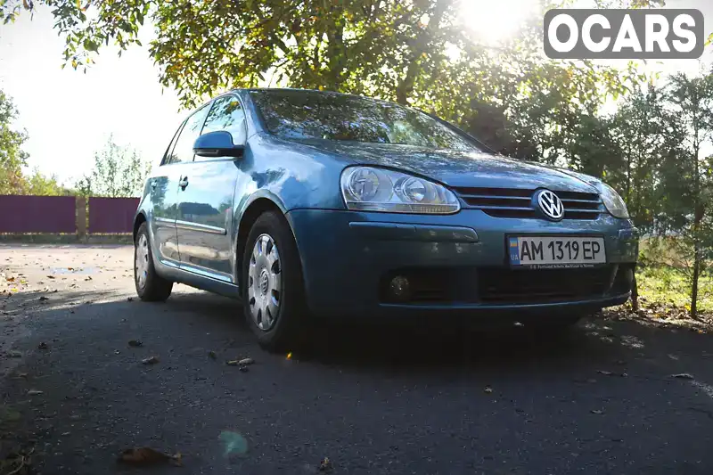 Хетчбек Volkswagen Golf 2005 1.39 л. Ручна / Механіка обл. Житомирська, Бердичів - Фото 1/8