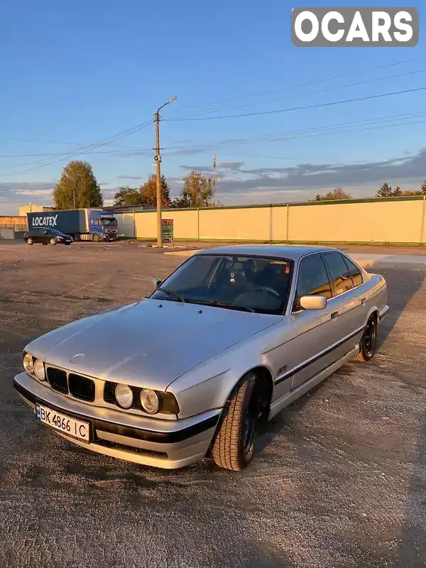 Седан BMW 5 Series 1995 2.5 л. Ручна / Механіка обл. Рівненська, location.city.sosnove - Фото 1/11