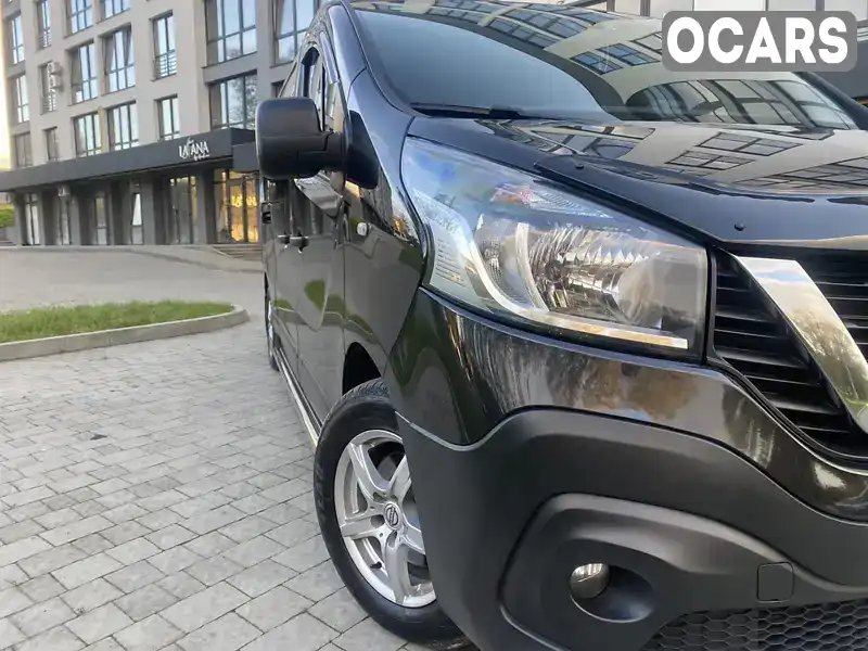 Мінівен Nissan NV300 2017 1.6 л. Ручна / Механіка обл. Львівська, Новояворівськ - Фото 1/21