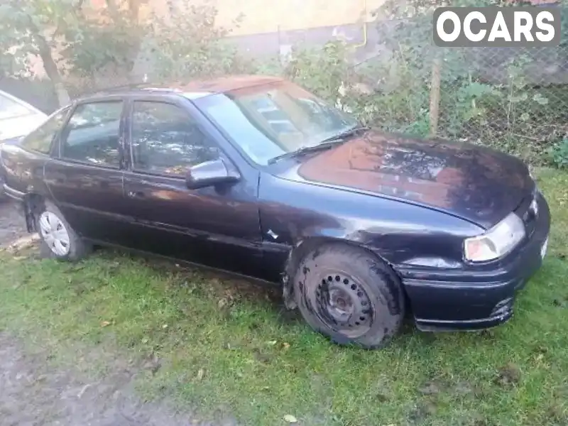 Лифтбек Opel Vectra 1995 1.6 л. Ручная / Механика обл. Ровенская, Дубровица - Фото 1/4