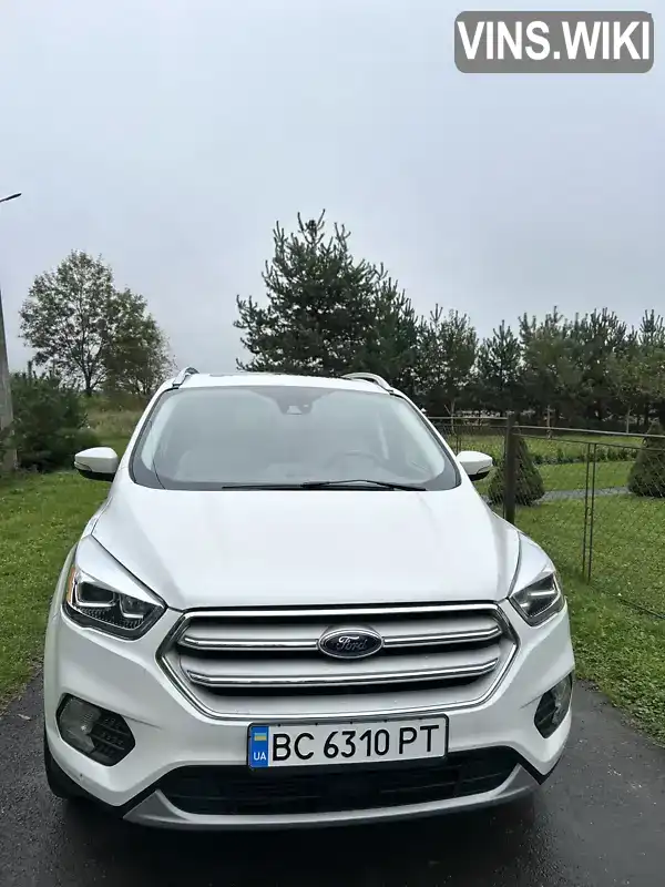 Позашляховик / Кросовер Ford Escape 2019 2 л. обл. Львівська, Трускавець - Фото 1/7