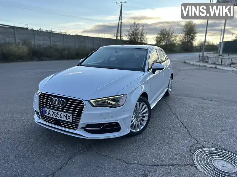 Хэтчбек Audi A3 2016 1.4 л. Автомат обл. Киевская, Киев - Фото 1/21