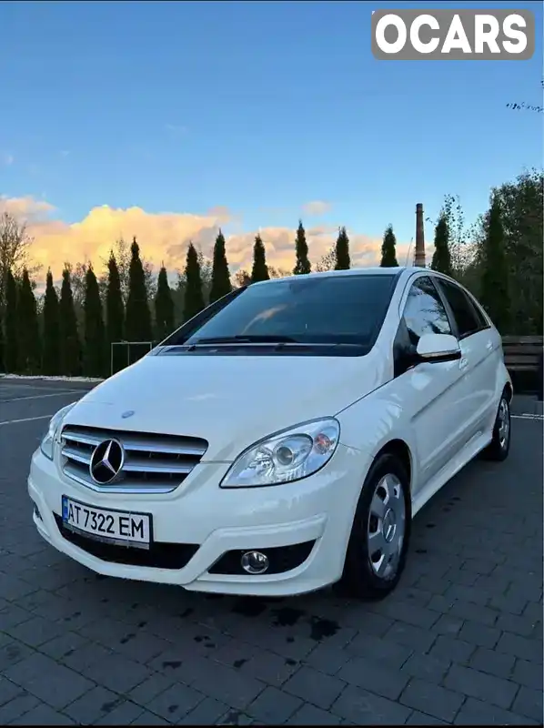 Хетчбек Mercedes-Benz B-Class 2009 2 л. Автомат обл. Івано-Франківська, Надвірна - Фото 1/13