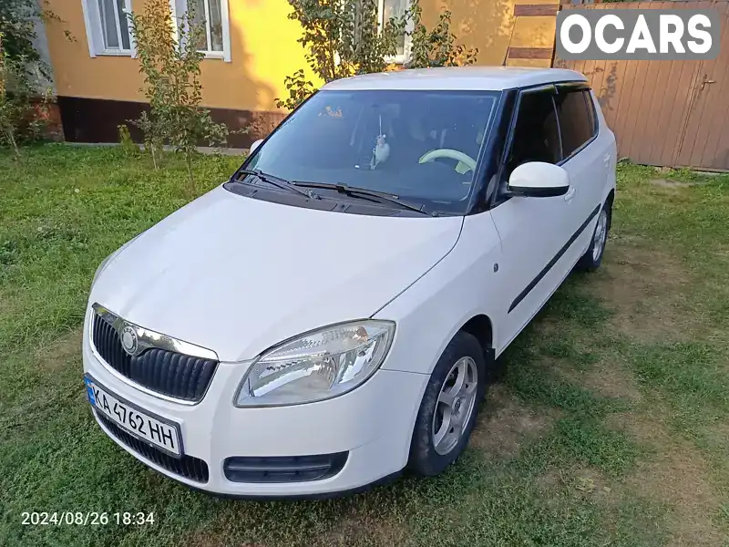 Хетчбек Skoda Fabia 2009 1.2 л. Ручна / Механіка обл. Чернігівська, Новгород-Сіверський - Фото 1/17