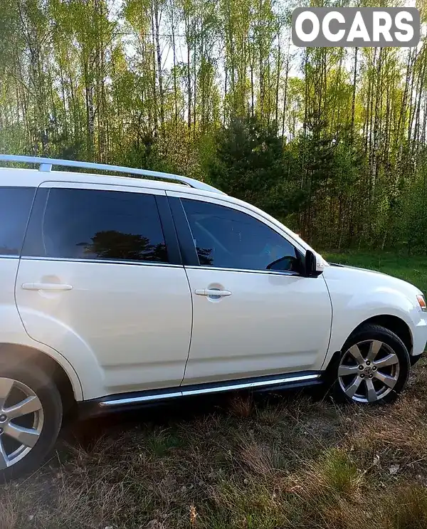 Позашляховик / Кросовер Mitsubishi Outlander 2010 2 л. Ручна / Механіка обл. Хмельницька, Славута - Фото 1/11