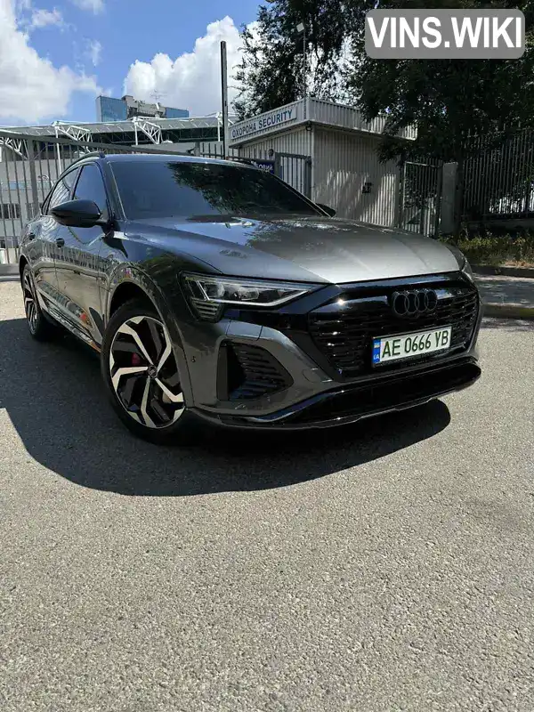 Позашляховик / Кросовер Audi Q8 e-tron 2023 null_content л. обл. Дніпропетровська, Дніпро (Дніпропетровськ) - Фото 1/21