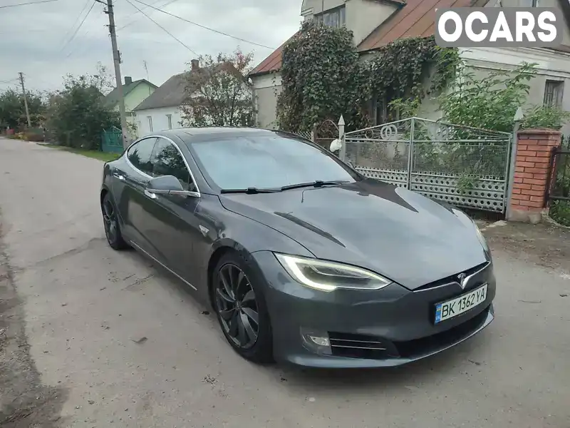 Ліфтбек Tesla Model S 2016 null_content л. обл. Рівненська, Дубно - Фото 1/16