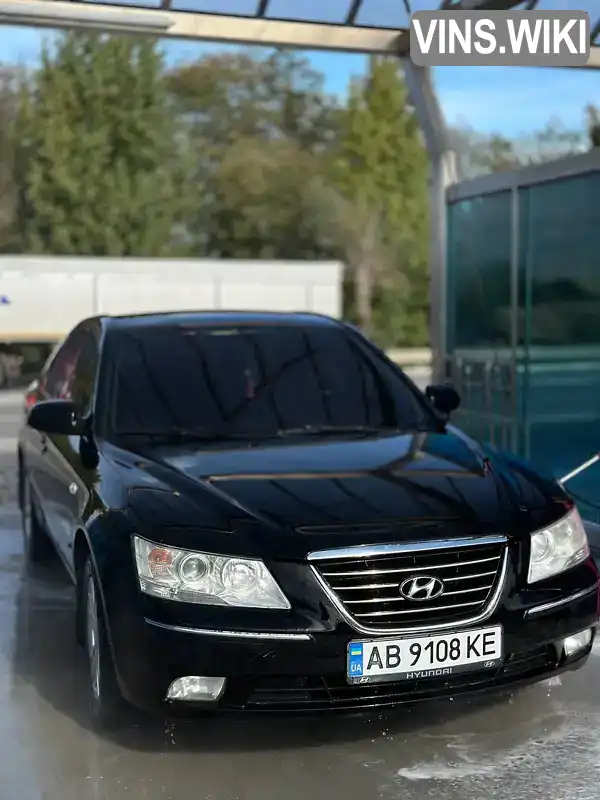 Седан Hyundai Sonata 2009 2 л. Автомат обл. Винницкая, Гайсин - Фото 1/21