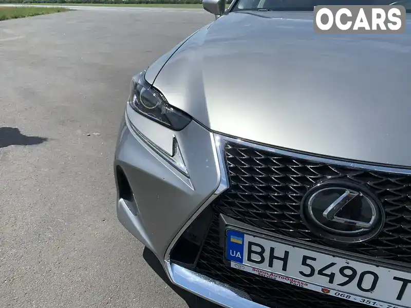 Седан Lexus IS 2018 2 л. Автомат обл. Одеська, Одеса - Фото 1/5