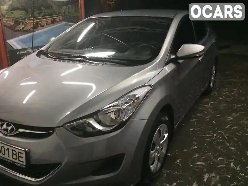 Седан Hyundai Elantra 2013 1.59 л. Ручная / Механика обл. Черновицкая, Новоселица - Фото 1/4