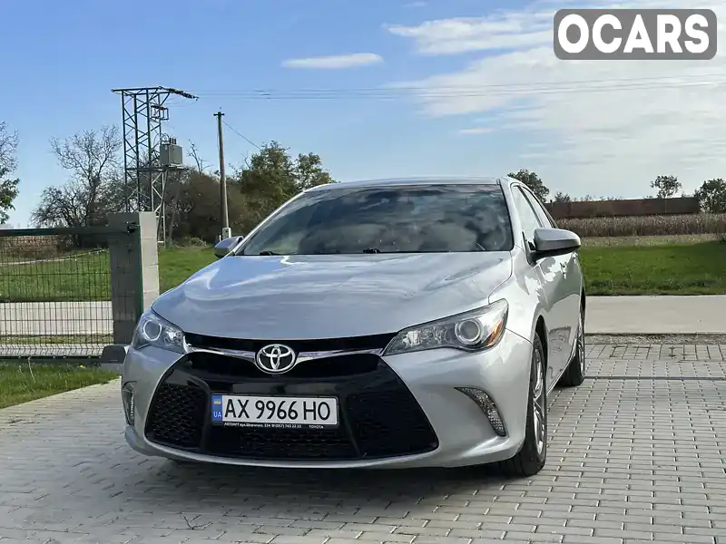 Седан Toyota Camry 2015 2.5 л. Автомат обл. Закарпатська, Ужгород - Фото 1/14