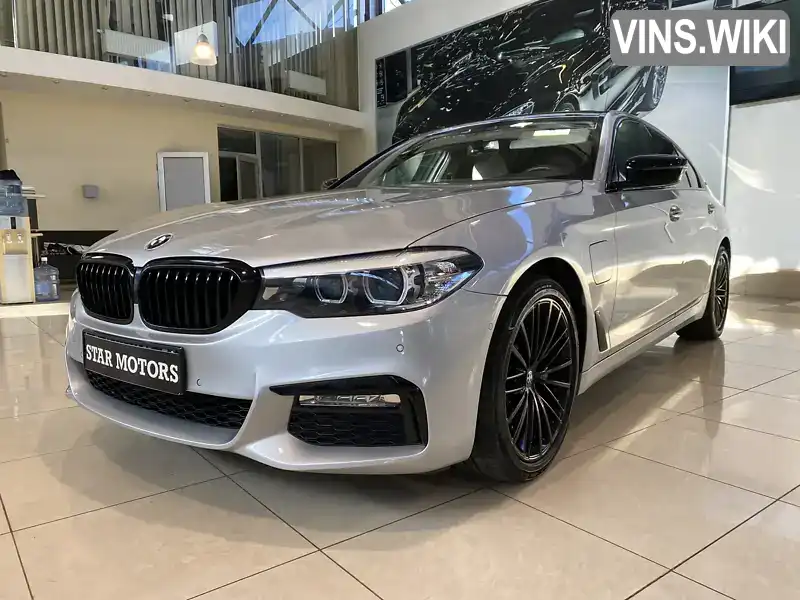 WBAJA9C59JB252295 BMW 5 Series 2018 Седан 2 л. Фото 3