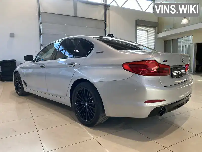 WBAJA9C59JB252295 BMW 5 Series 2018 Седан 2 л. Фото 6