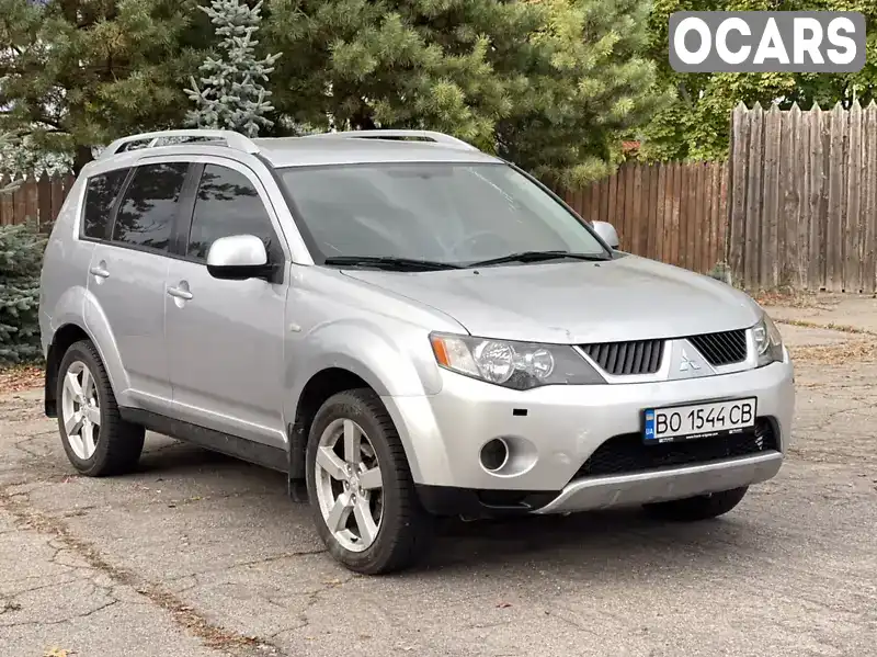 Внедорожник / Кроссовер Mitsubishi Outlander 2008 2.36 л. Ручная / Механика обл. Хмельницкая, Хмельницкий - Фото 1/21