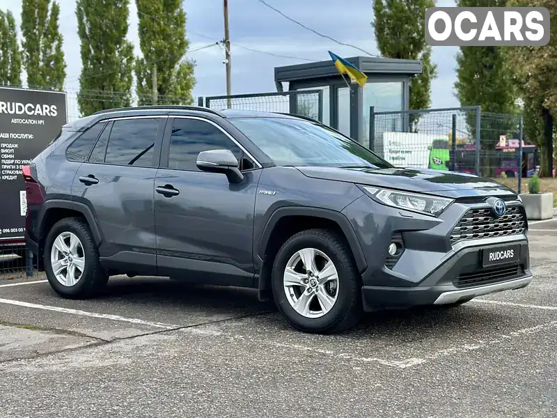 Внедорожник / Кроссовер Toyota RAV4 2020 2.49 л. Вариатор обл. Полтавская, Кременчуг - Фото 1/21