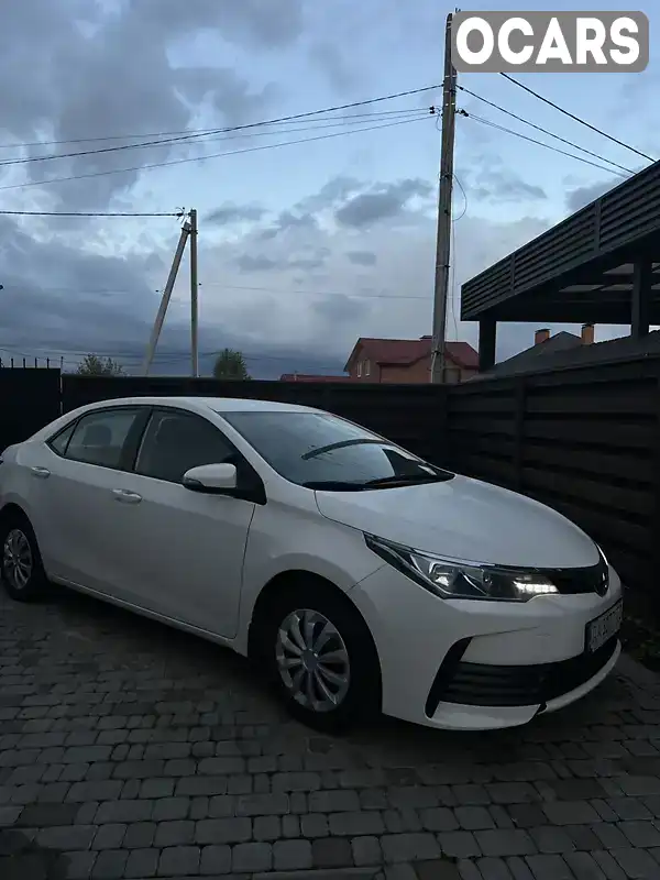 Седан Toyota Corolla 2018 1.6 л. Варіатор обл. Київська, Ірпінь - Фото 1/9